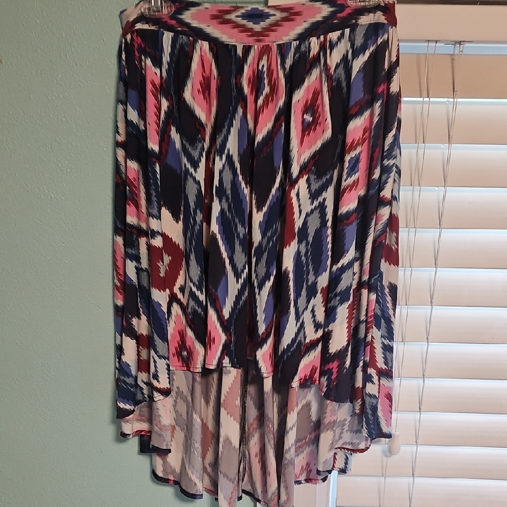 Cute Skirt! Perfect To Pair With A Navy V-neck For Church